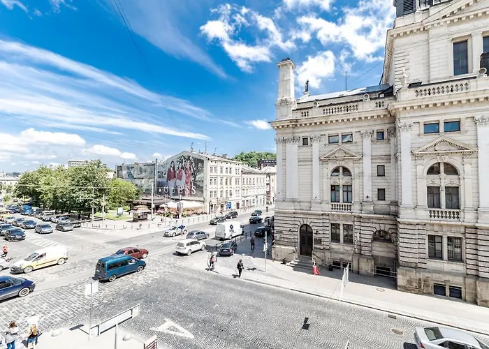 Opera House 1 * Leópolis
