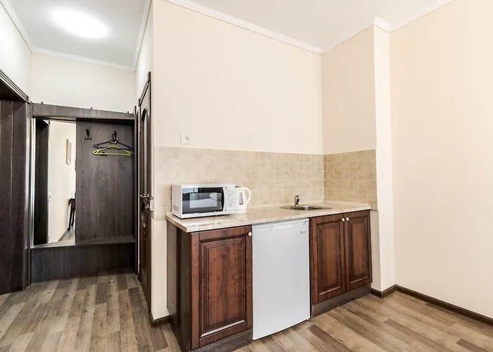 Opera House 1 إلفيف